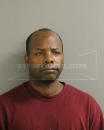 Elgin D Pierce