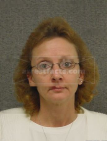 Leslie A Becker