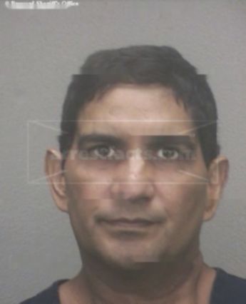 Julio C Milan