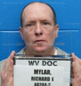 Richard E Mylar