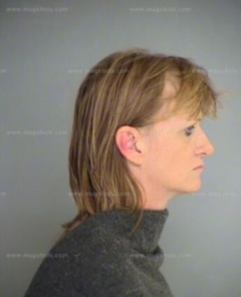 Lisa Annette Louvier