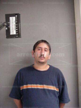 Julio Flores