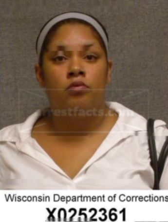 Brittany L Robinson
