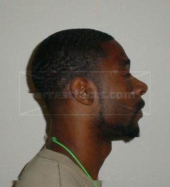 Darris T Wade