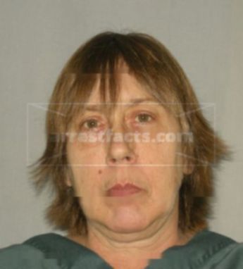 Tamela L Lynch