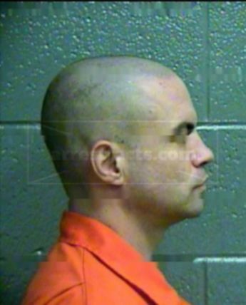 Ryan R Bennett