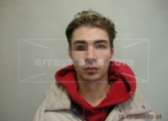 Travis L Besaw