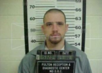Aaron M Lewis