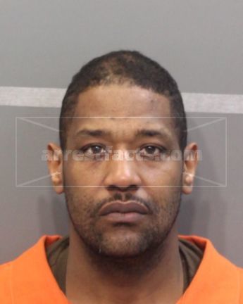 Lovell Deon Lightner
