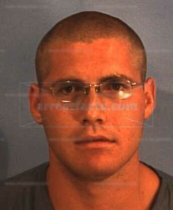 Justin L Pelletier