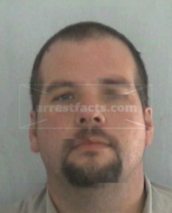 Lonnie D Crigger