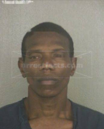 Clinton Leon Masses