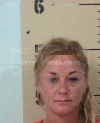 Lara Suzanne Price