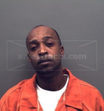 Dezmond Juwaine Pier