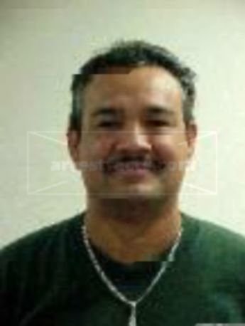 Louis Flores