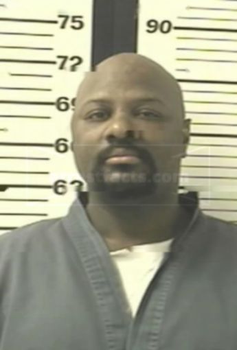 Lessell H Moore