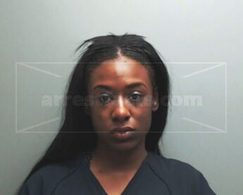 Teira Christavia Thomas