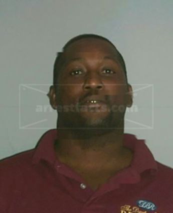 Willie L Newton