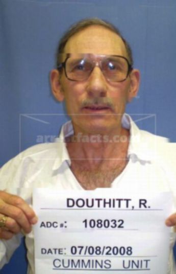 Ralph D Douthitt