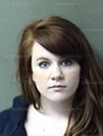 Kayla R Davidson