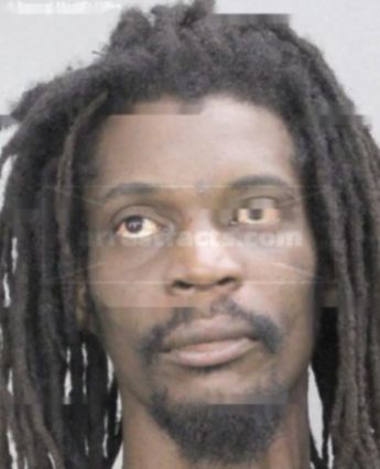 Roberto Lee Lyles