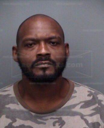 Dorian T Williams