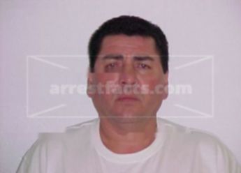 Francisco H Reyes