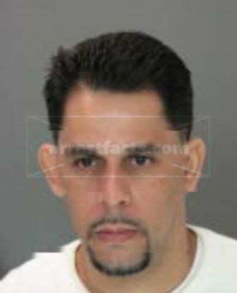 Carlos Valazquez