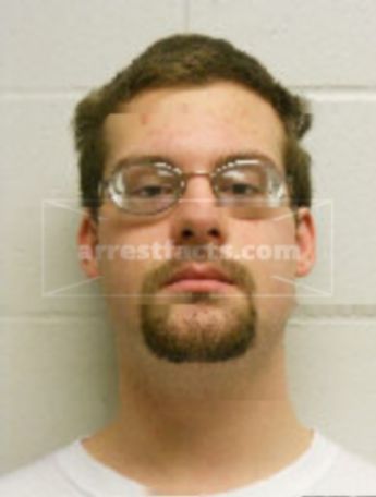 Dustin L Hardesty