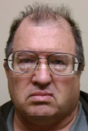 Darrell W Snyder