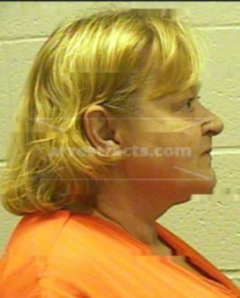 Linda L Mills