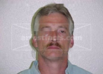 Eric L Bigham