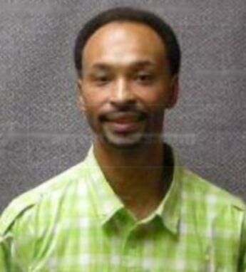 Jonathan D Willis