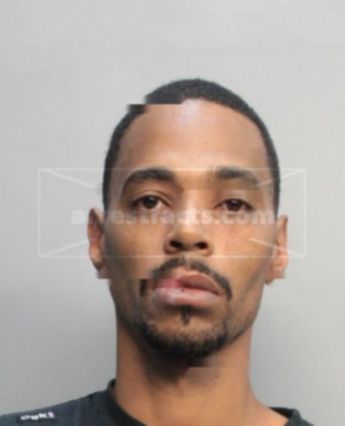 Darrius Latron Clemons