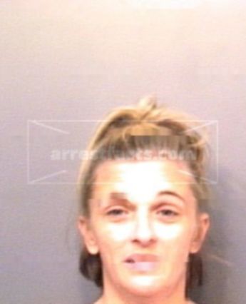 Brandi W Robinson