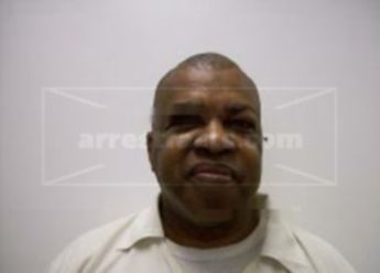 Roy G Munson Jr