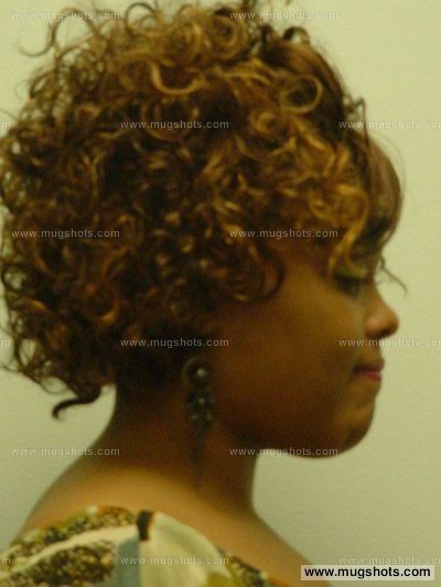 Shanea B Leon