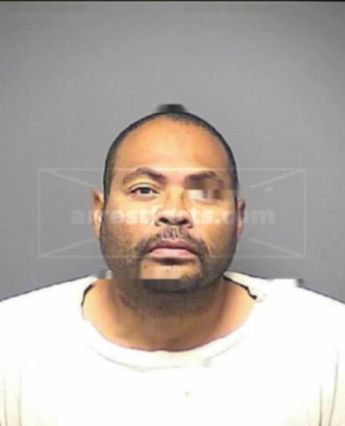Titus Rulaxe Mcclenton