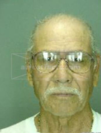 Thomas Flores Diaz