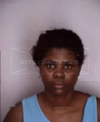 Velma Roberta Macon