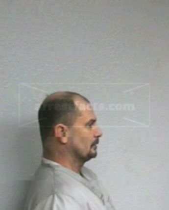 Dwayne E Zellmer