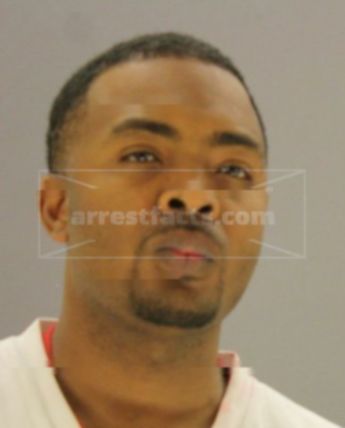 Carlos Edwards