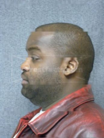 Earnest D Morris