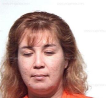 Laura Estella Flores