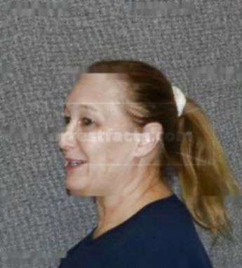 Michelle D Enoch