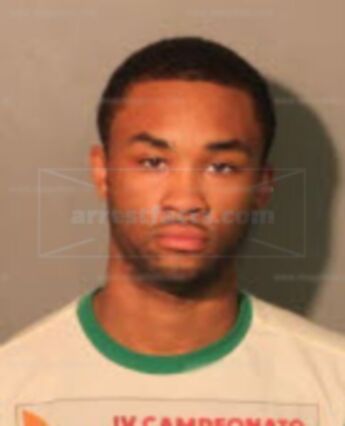 Marquis Roach