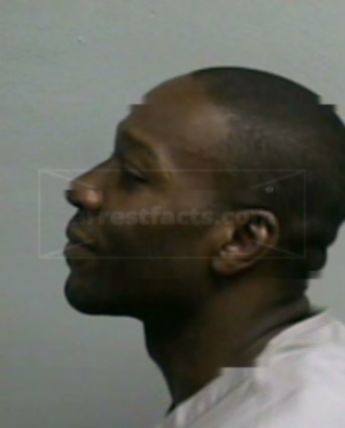 Lamont L Robinson