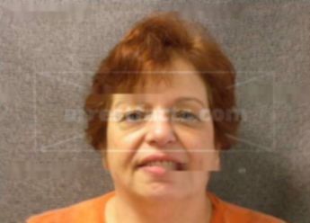 Linda M Semi