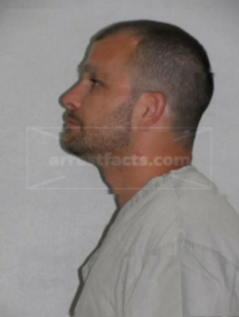 Dustin L Taylor