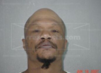 Eric Devon Hutchins